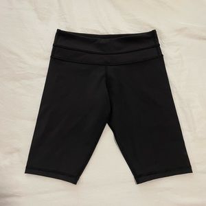 Lululemon Biker Shorts Size 4 8”